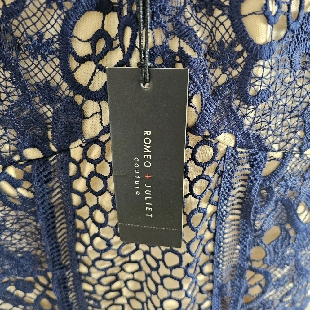 NEW Romeo+Juliet Navy Blue Lace Dress Medium Blue - Picture 14 of 16